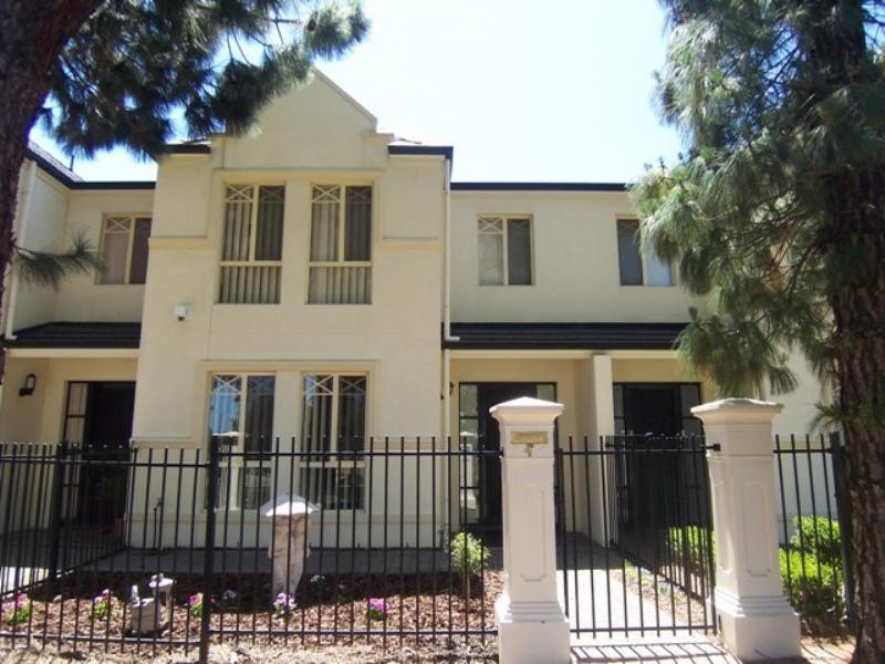 4/1 Elmglade Drive, Oakden SA 5086
