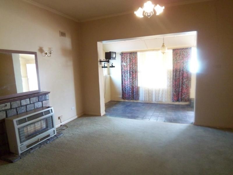 5 Ayredale Avenue, Clearview SA 5085