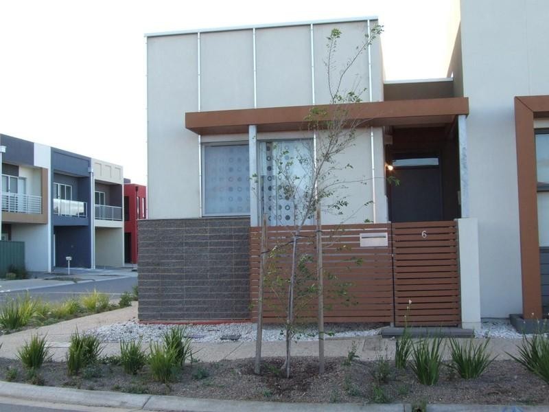 6 Phillipson Circuit, Mawson Lakes SA 5095