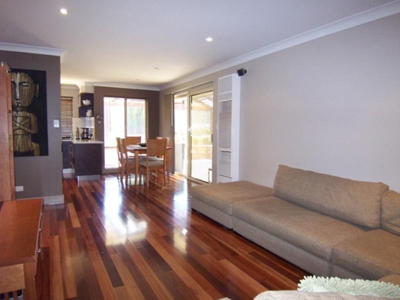 17 Dene Street, Walkley Heights SA 5098