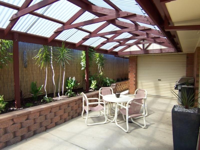 17 Dene Street, Walkley Heights SA 5098