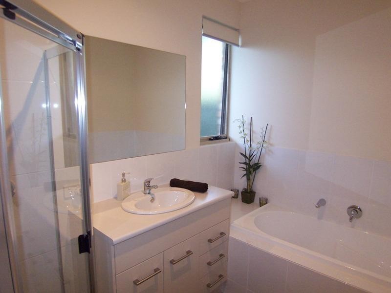 9 Thornton Road, Greenacres SA 5086