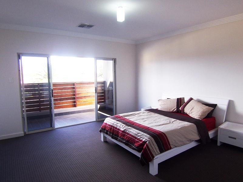 13a Newcombe Avenue, West Lakes Shore SA 5020
