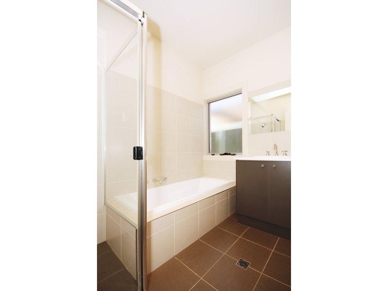 8 Mossman Street, Mawson Lakes SA 5095