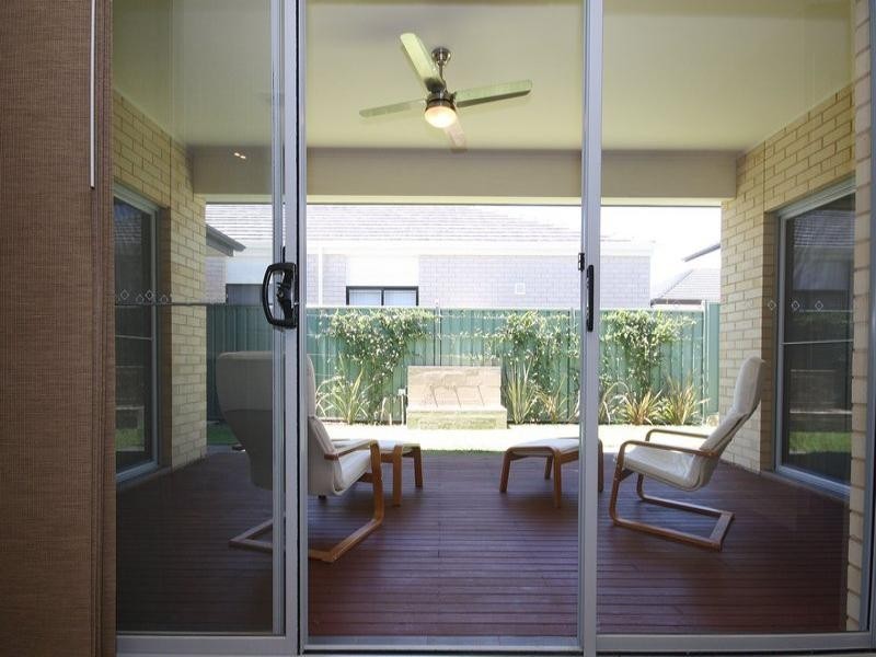 8 Mossman Street, Mawson Lakes SA 5095