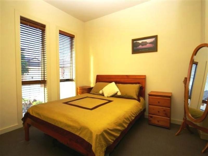 8 Mossman Street, Mawson Lakes SA 5095