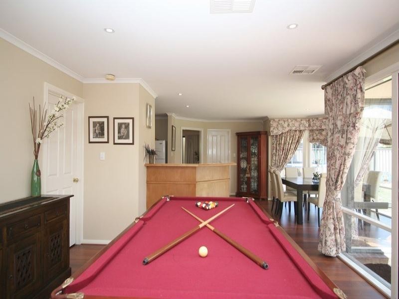 5 Whistler Drive, Oakden SA 5086