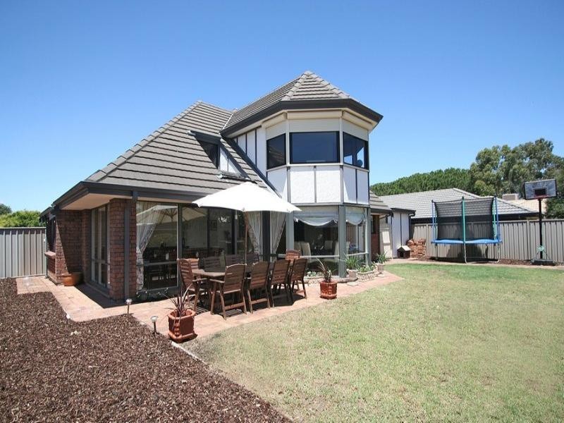 5 Whistler Drive, Oakden SA 5086