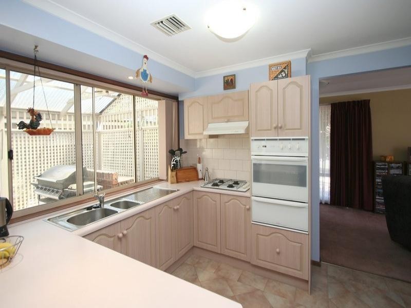 7 Hobart Court, Salisbury Heights SA 5109