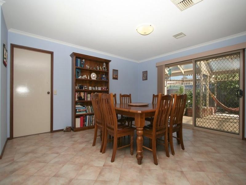 7 Hobart Court, Salisbury Heights SA 5109