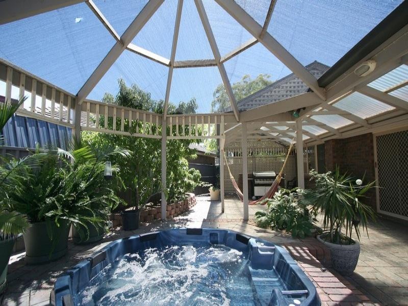 7 Hobart Court, Salisbury Heights SA 5109