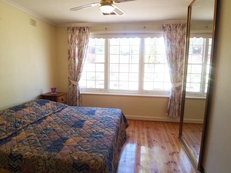 14 Albion Street, Ridgehaven SA 5097