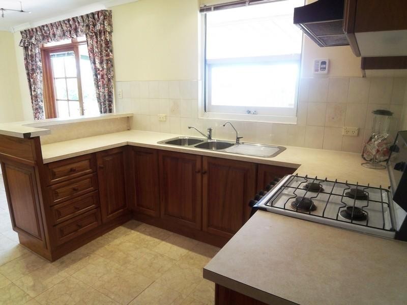 14 Albion Street, Ridgehaven SA 5097