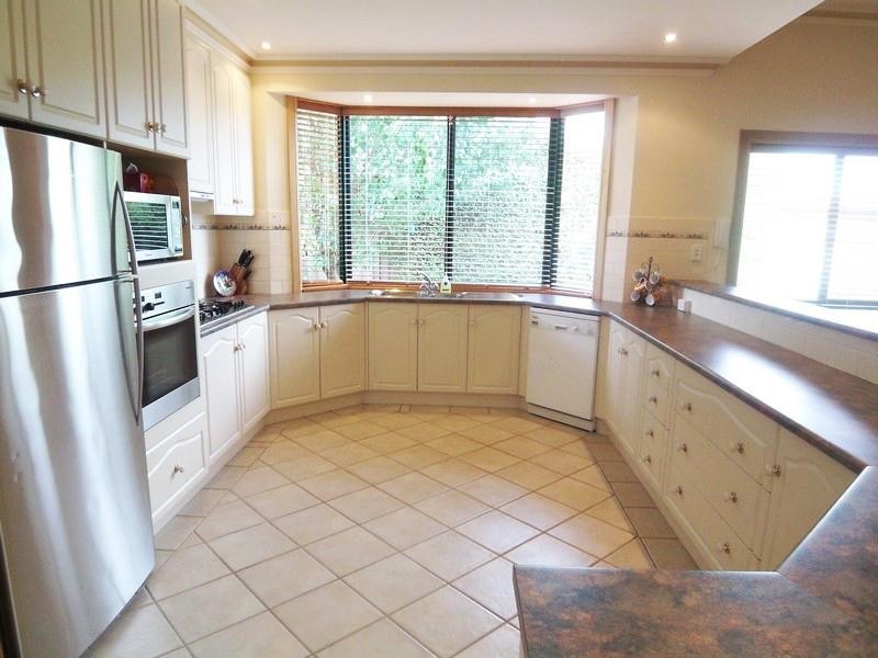 8 Dovecote Street, Oakden SA 5086