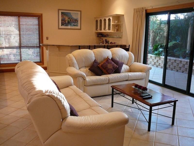 8 Dovecote Street, Oakden SA 5086