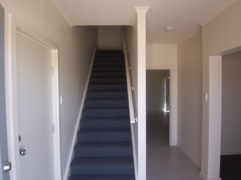 4 Cathedral Circuit, Mawson Lakes SA 5095