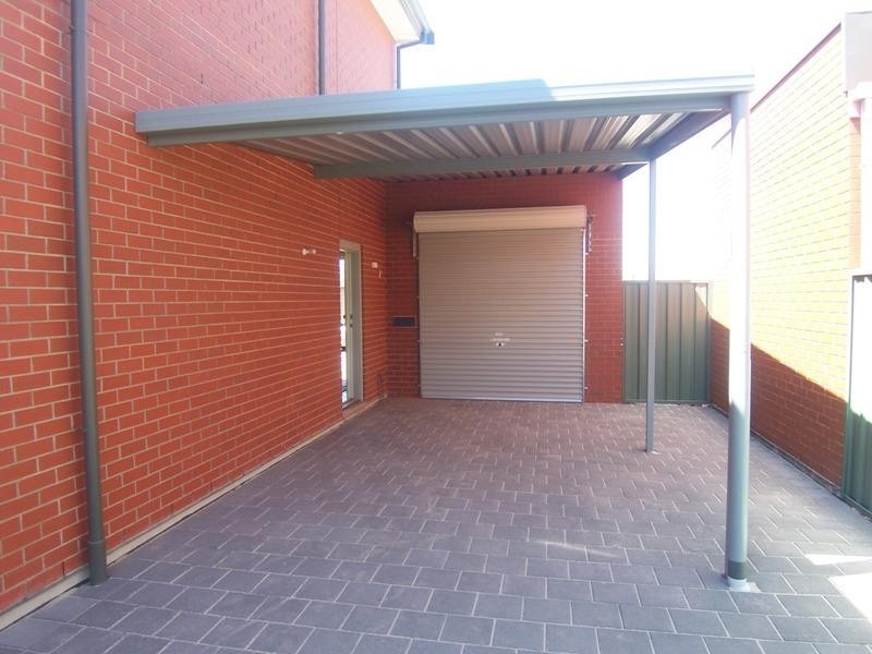 4 Cathedral Circuit, Mawson Lakes SA 5095