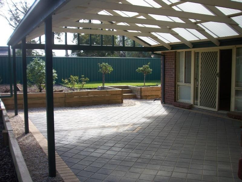 21 Hidcote Circuit, Oakden SA 5086