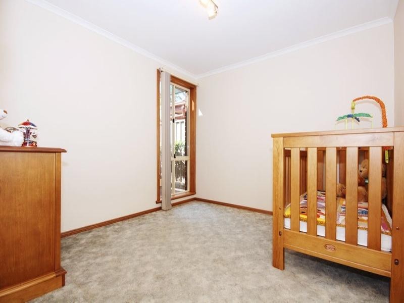 4 Lord Howe Avenue, Oakden SA 5086