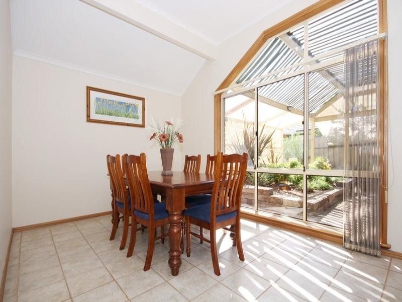 4 Lord Howe Avenue, Oakden SA 5086