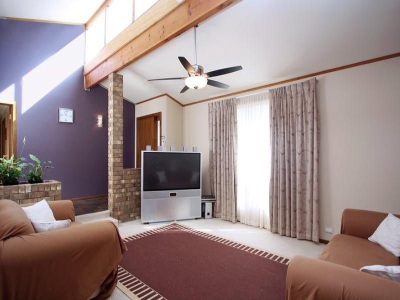128 Black Road, Flagstaff Hill SA 5159