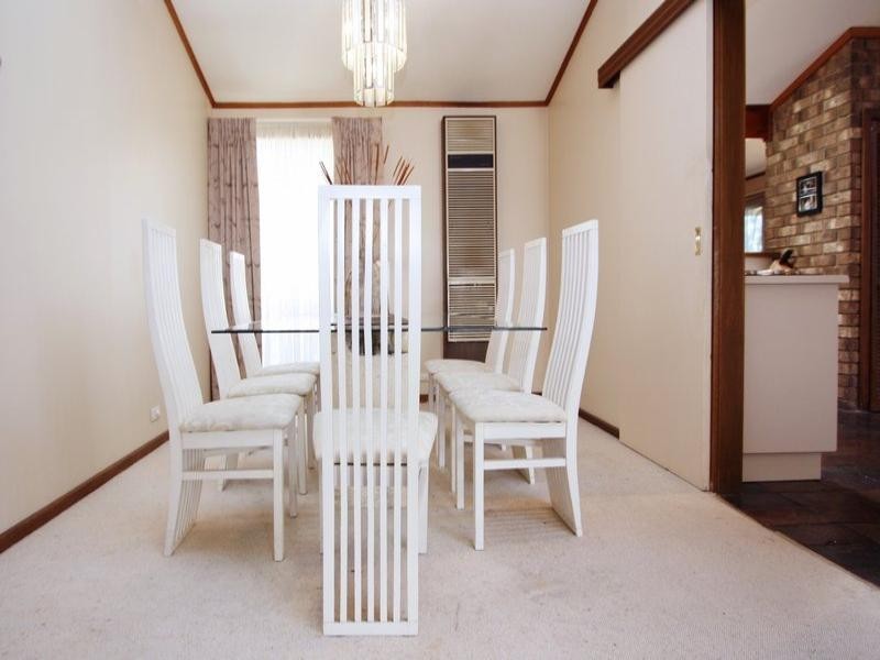 128 Black Road, Flagstaff Hill SA 5159