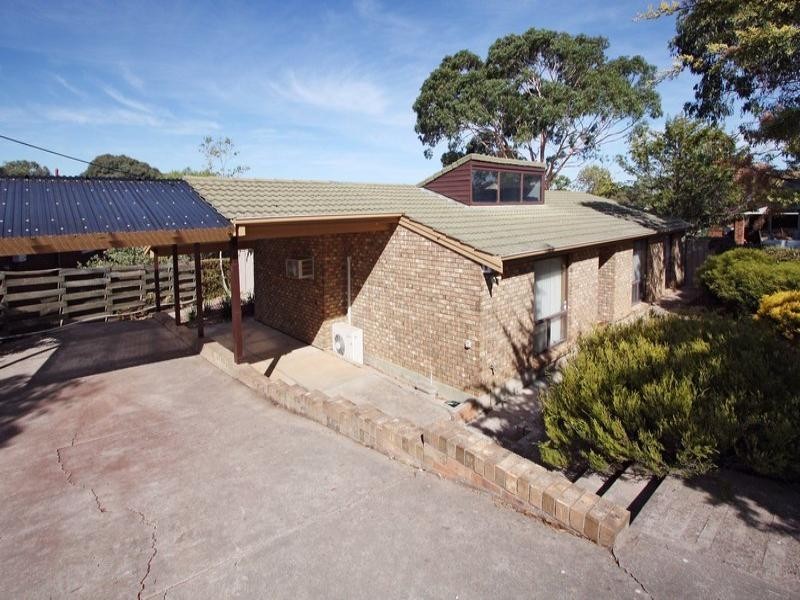 128 Black Road, Flagstaff Hill SA 5159
