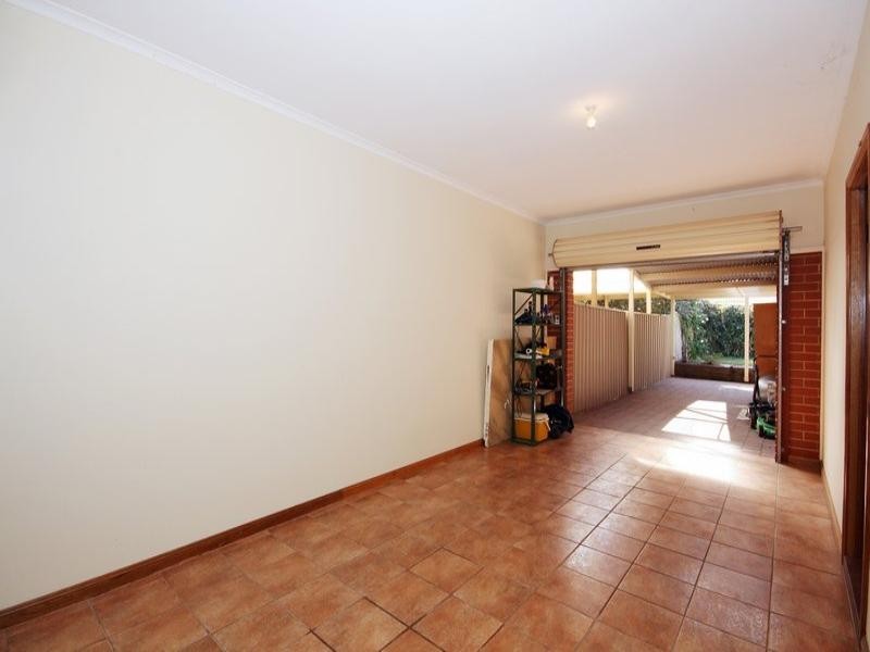 14 Lord Howe Avenue, Oakden SA 5086