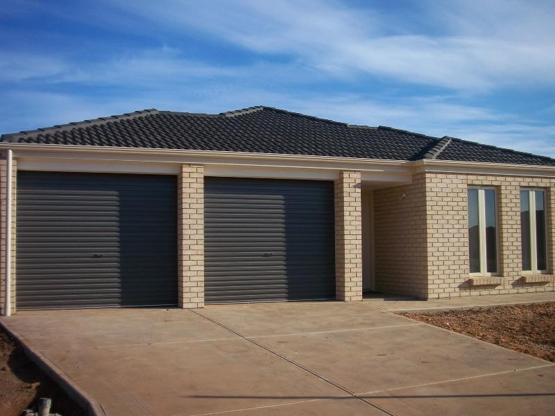 154 President Avenue, Andrews Farm SA 5114