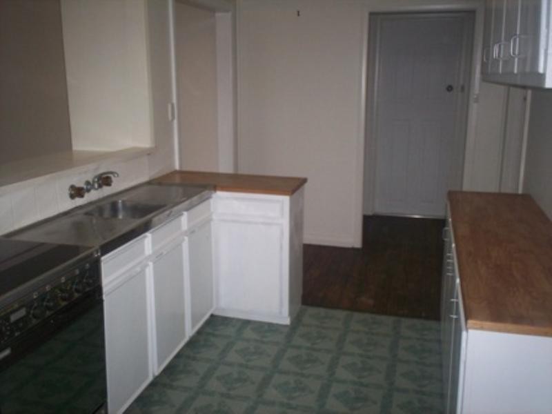 21 Amber Avenue, Clearview SA 5085