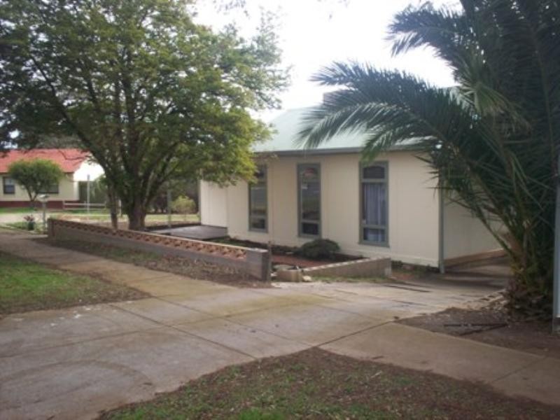 21 Amber Avenue, Clearview SA 5085