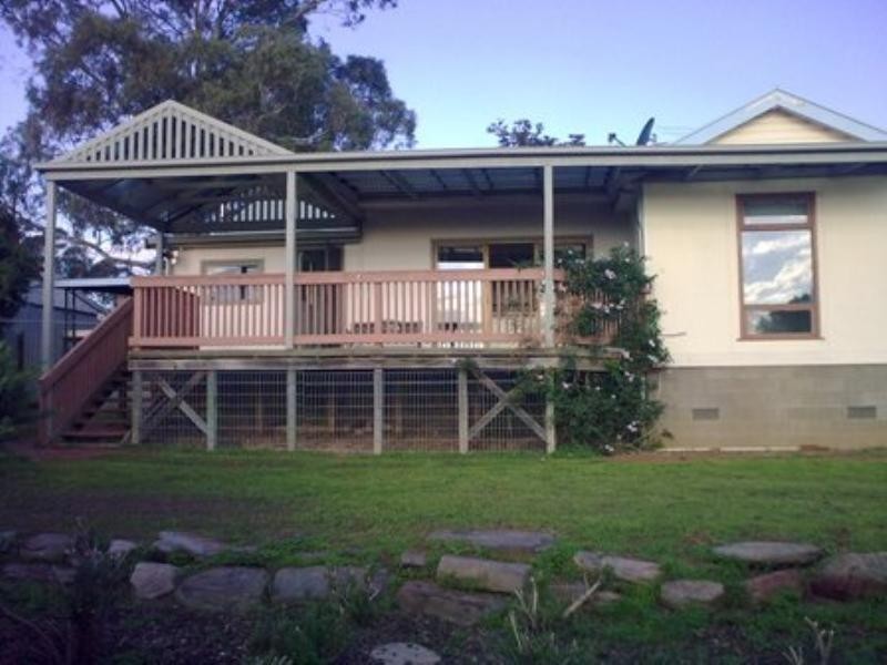 21 Amber Avenue, Clearview SA 5085