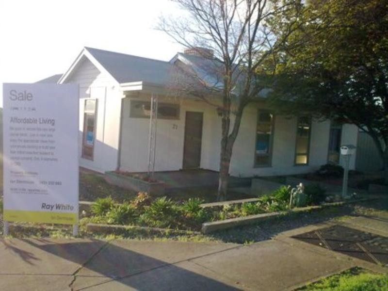 21 Amber Avenue, Clearview SA 5085