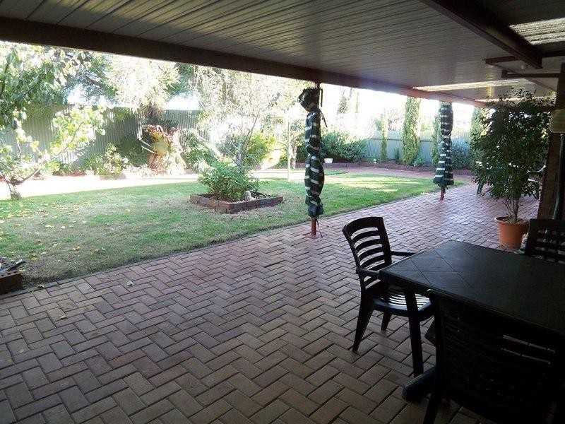 16 Gladman Close, Hillbank SA 5112