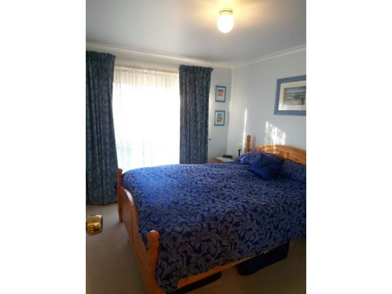 16 Gladman Close, Hillbank SA 5112