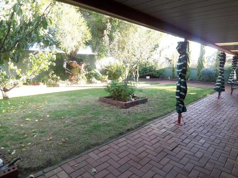 16 Gladman Close, Hillbank SA 5112