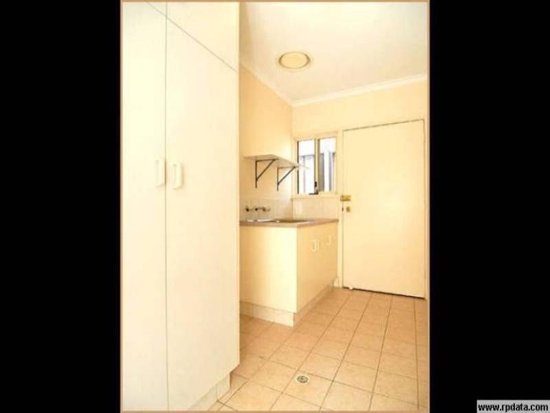 13 Victoria Drive, Oakden SA 5086