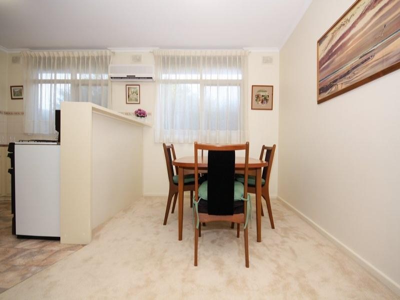 4 Maves Road, Para Hills SA 5096