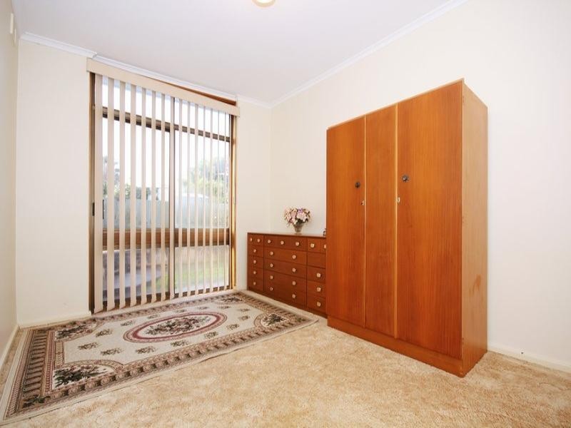 4 Maves Road, Para Hills SA 5096