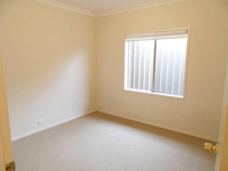 19 Burman Avenue, Gilles Plains SA 5086