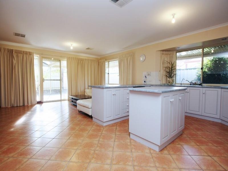 33 Seabright Avenue, Parafield Gardens SA 5107