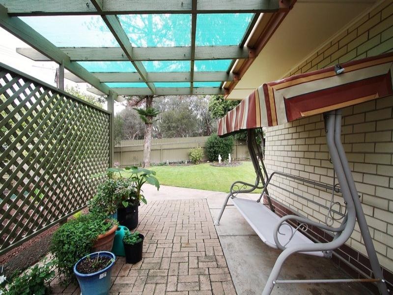 1 Warilda Avenue, Valley View SA 5093