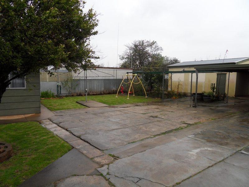 10 Branson Avenue, Clearview SA 5085
