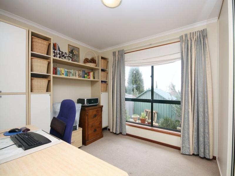 10 Holly Place, Golden Grove SA 5125