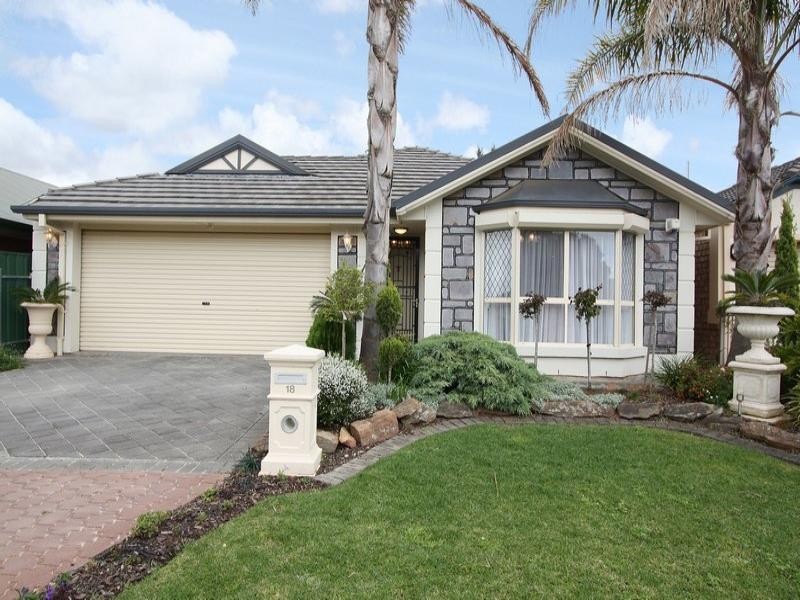 18 Brookside Street, Oakden SA 5086
