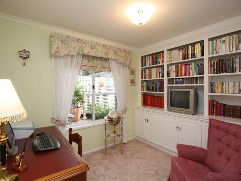 18 Brookside Street, Oakden SA 5086