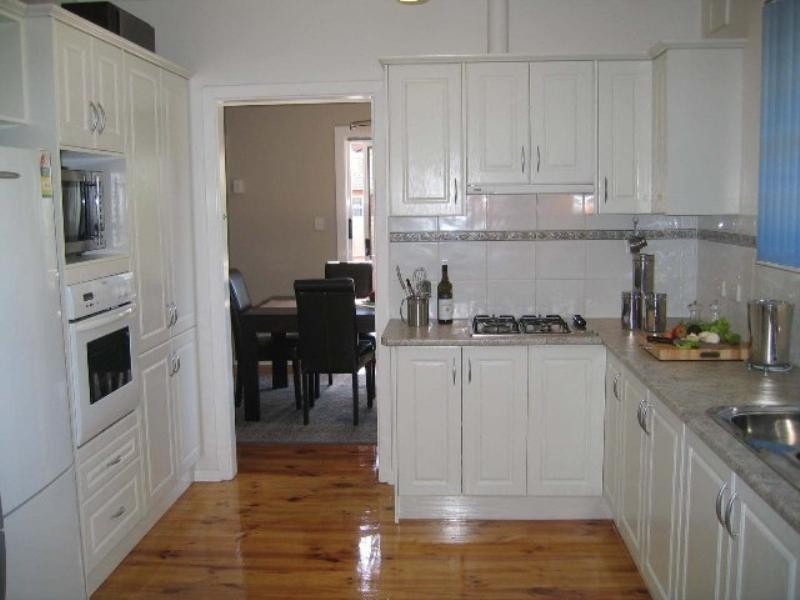 1 Chiselbury Road, Elizabeth Vale SA 5112