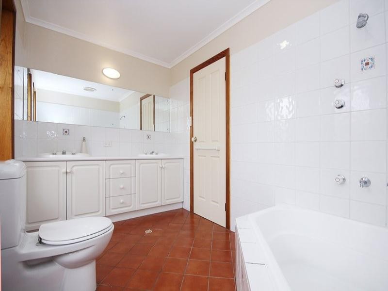 3 Westbury Court, Oakden SA 5086