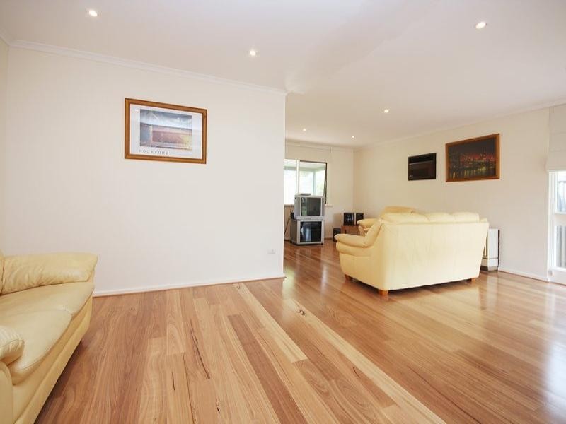 20 Carnarvon Avenue, Redwood Park SA 5097