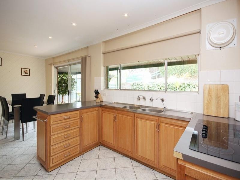 20 Carnarvon Avenue, Redwood Park SA 5097